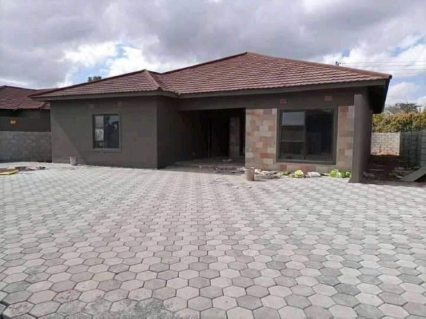 3-bedroom-houses-for-sale-in-chalala-big-3