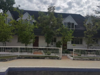 4 Bedroom House For Rent in Airport Livingstone