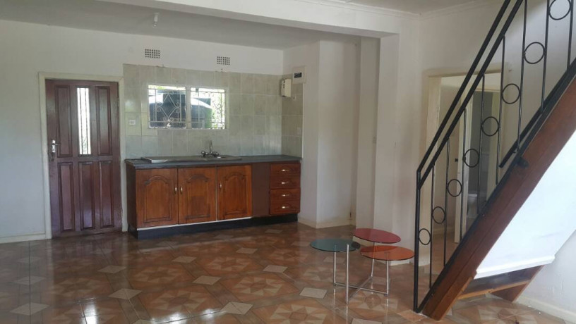 4-bedroom-house-for-rent-in-airport-livingstone-big-3