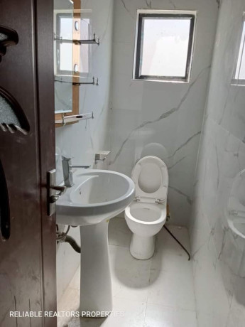 3-bedroom-flat-for-rent-in-chalala-big-7