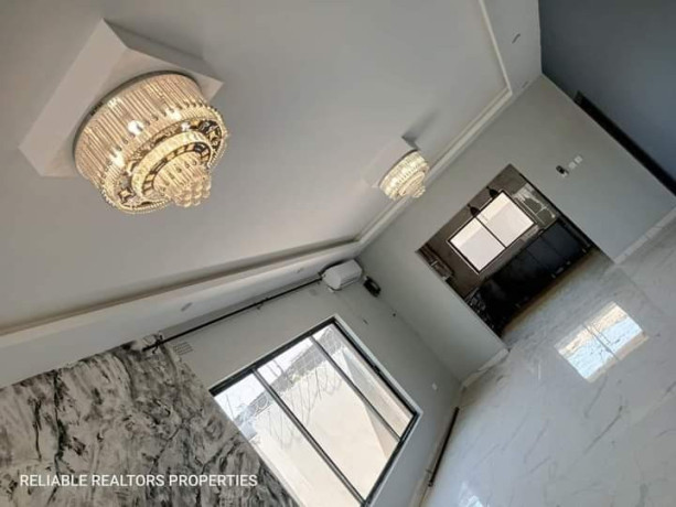 3-bedroom-flat-for-rent-in-chalala-big-5