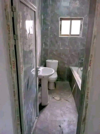 2-bedroom-flat-for-rent-in-chalala-big-5