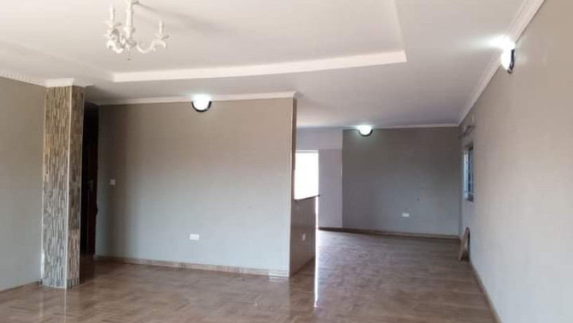 3-bedroom-flat-for-rent-in-chalala-big-1