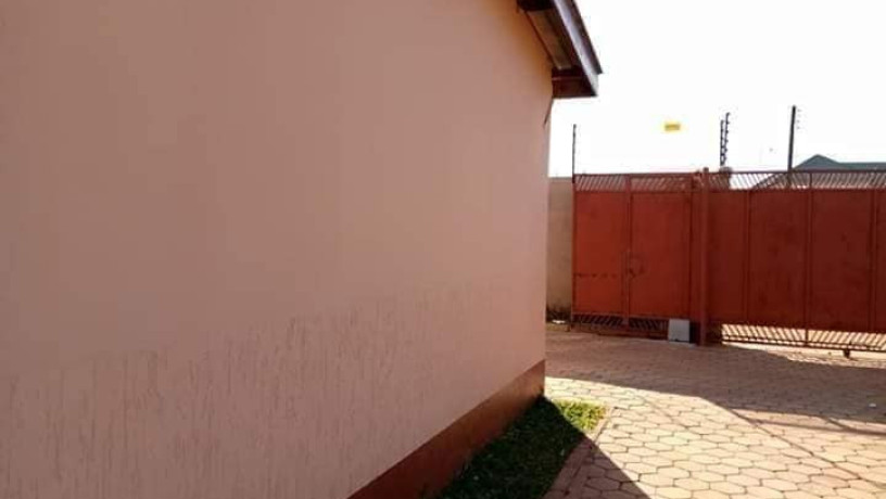 spacious-bedsitter-for-rent-in-libala-south-big-6