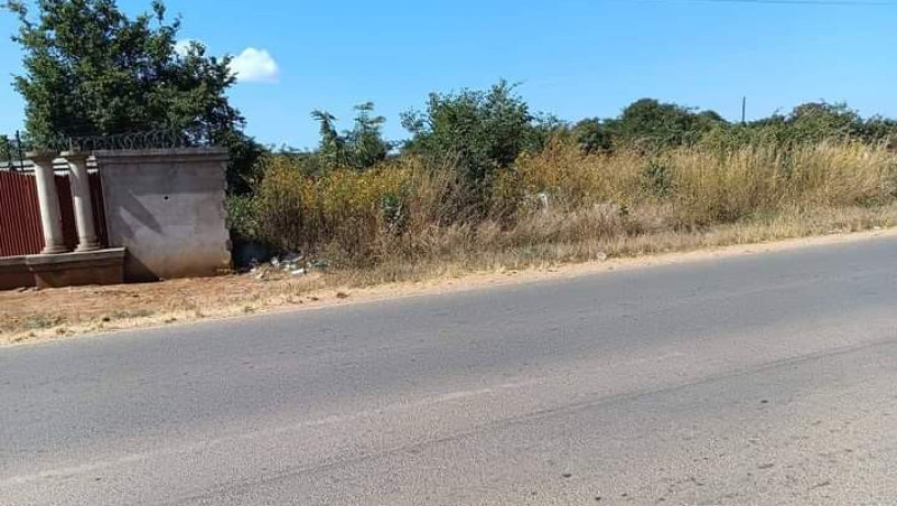 plot-for-sale-in-chalala-big-2