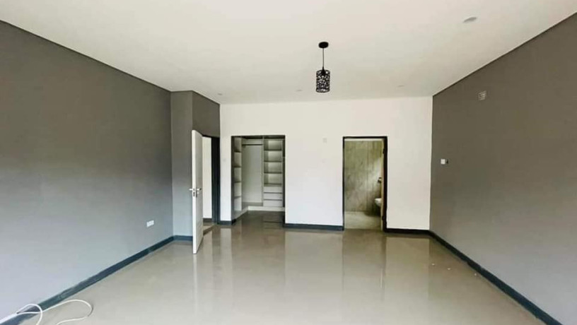 3-bedroom-flat-for-rent-in-ibex-hill-big-5