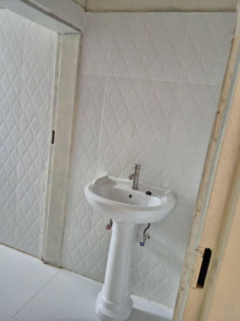 spacious-bedsitter-for-rent-in-kabwata-big-4