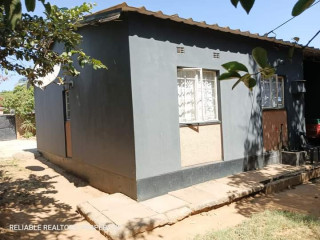 3 Bedroom Standalone House in Chainama Ministone