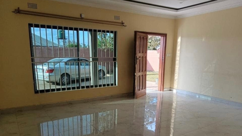 3-bedroom-house-for-sale-in-chalala-big-7