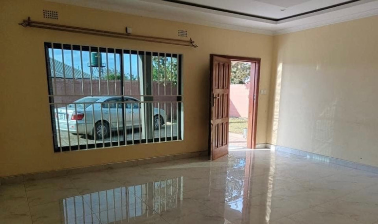 3-bedroom-house-for-sale-in-chalala-big-7