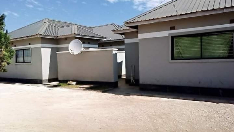 3-bedroom-flat-for-rent-in-chalala-big-0