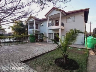 3 Bedroom Apartment For Rent in Rhodes Park