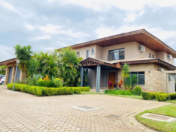 3-bedroom-townhouse-for-rent-in-sunningdale-big-2