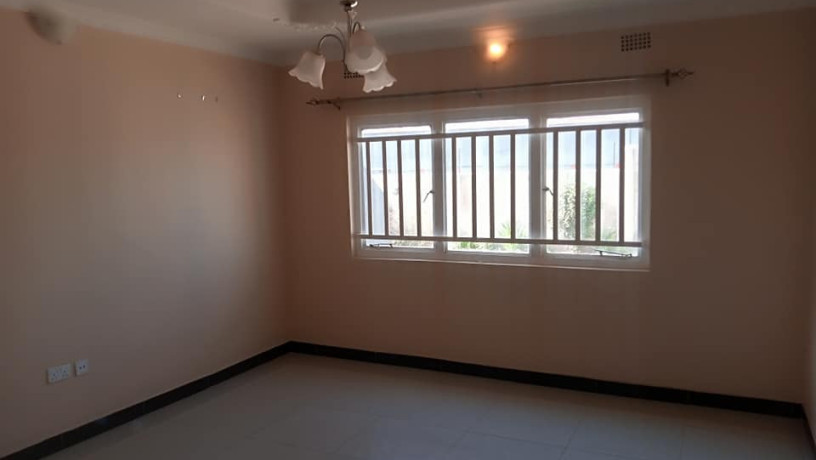 2-bedroom-flat-for-rent-in-chalala-big-2