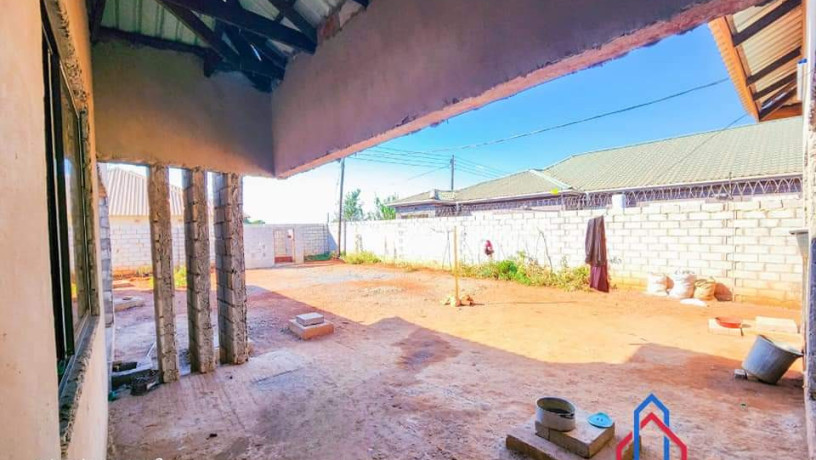 4-bedroom-house-for-sale-in-chalala-big-5