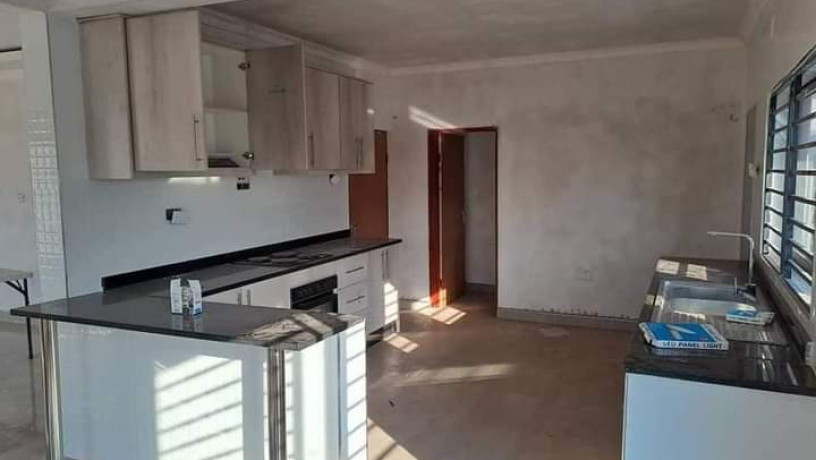 3-bedroom-house-for-sale-in-chalala-big-4