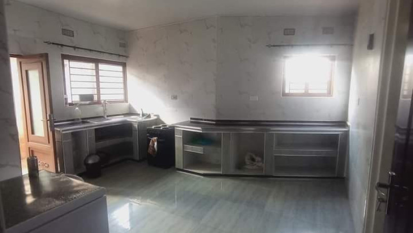 2-bedroom-flat-for-rent-in-chalala-big-8