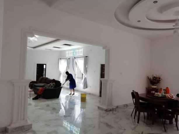 5-bedroom-flat-for-sale-in-chalala-big-4