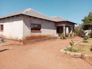 3 Bedroom House For Sale In Chalala