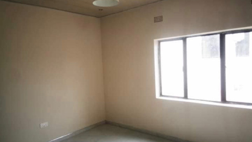 2-bedroom-flat-for-rent-in-chalala-big-6