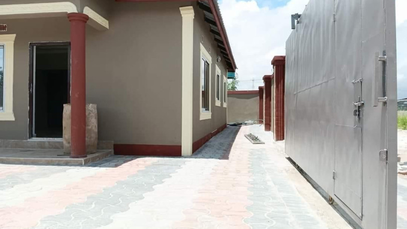 3-bedroom-house-for-sale-in-chalala-big-4