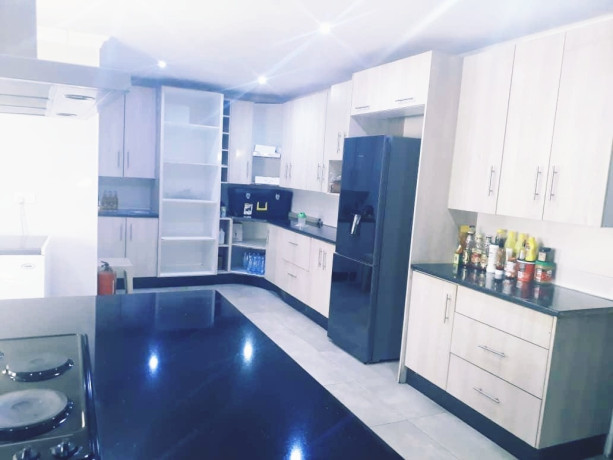 6-bedroom-house-for-sale-in-kalundu-big-3