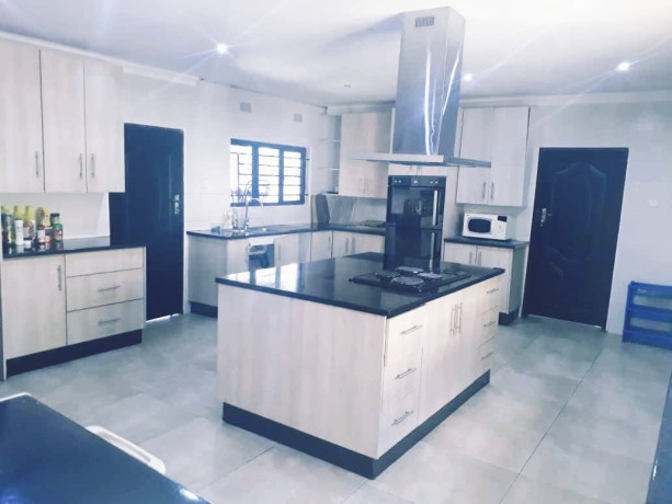 6-bedroom-house-for-sale-in-kalundu-big-1