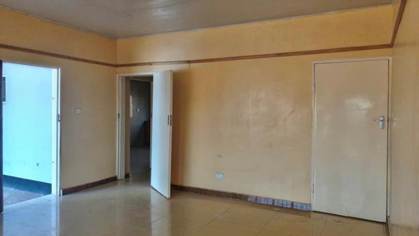 3-bedroom-flat-for-rent-in-chalala-big-4