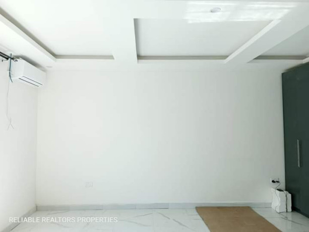 3-bedroom-flat-for-rent-in-chalala-big-5
