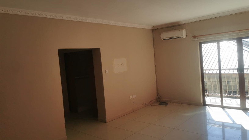 3-bedroom-flat-for-rent-in-chalala-big-2