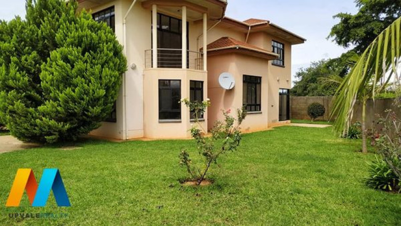 4-bedroom-standalone-house-for-rent-in-woodlands-main-big-0