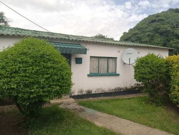 3-bedroom-house-for-sale-in-woodlands-big-4