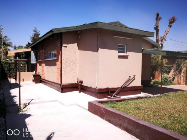 3-bedroom-house-for-rent-in-kabulonga-big-4