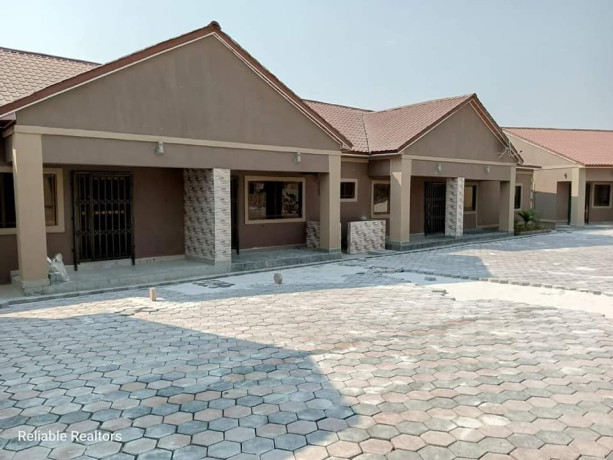 2-bedroom-flat-for-rent-in-ibex-hill-big-4