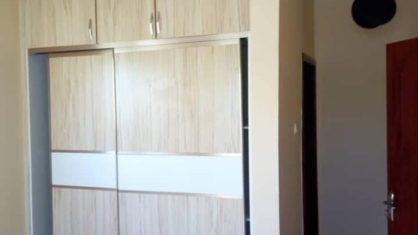 3-bedroom-flat-for-rent-in-chalala-big-2