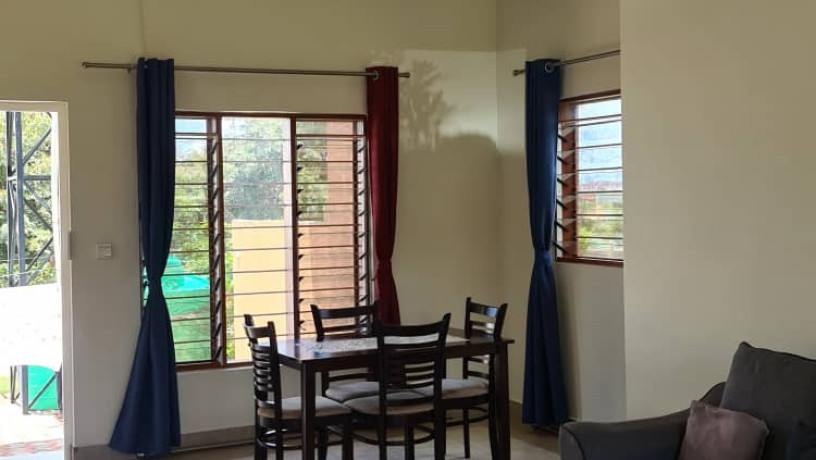 2-bedroom-fully-furnished-apartment-in-foxdale-big-3