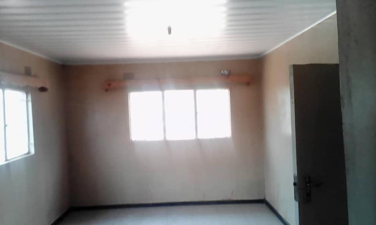 urban-home-for-sale-in-solwezi-big-8