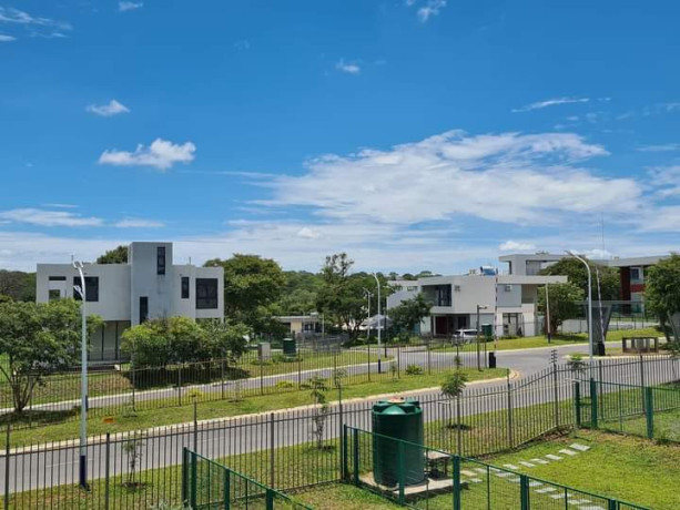 2-bedroom-maisonnette-flat-for-rent-in-kingsland-city-big-2