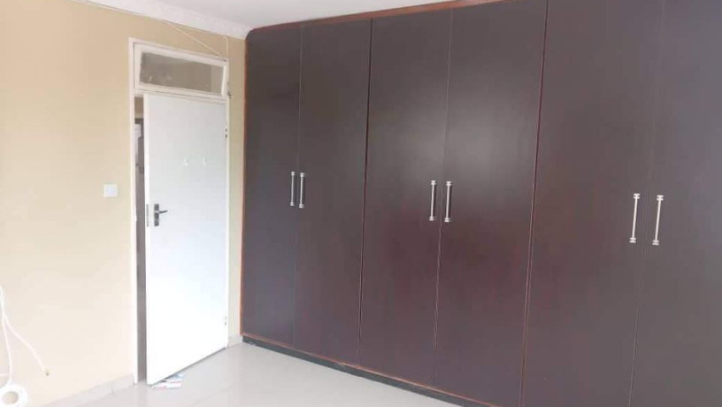 2-bedroom-flat-for-sale-in-rhodespark-big-0