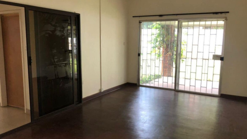 office-space-for-rent-in-kabulonga-big-2