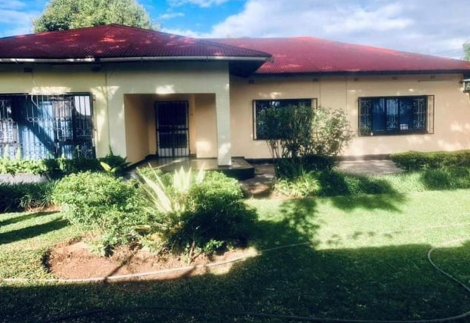 5-bedroom-house-for-sale-in-woodlands-big-0