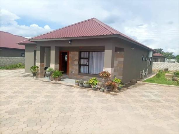 3-bedroom-house-for-sale-in-woodlands-big-0