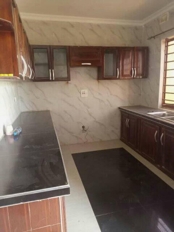 2-bedroom-flat-for-rent-in-lilayi-big-5