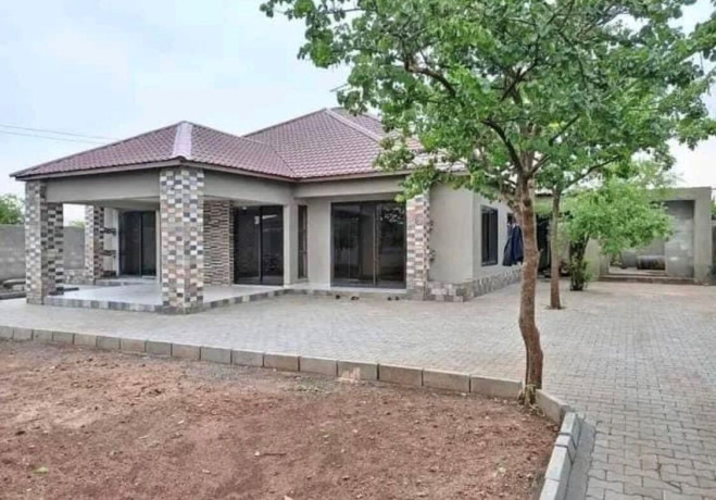 3-bedroom-house-for-rent-in-new-kasama-big-7