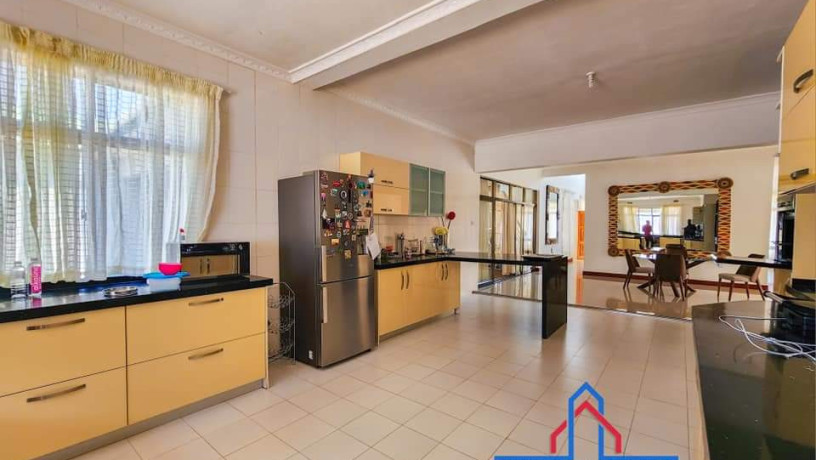 4-bedroom-house-for-rent-in-woodlands-big-2