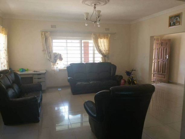 beautiful-three-bedroom-house-in-salama-park-big-2