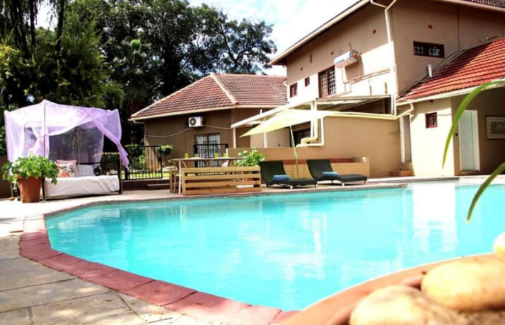 4-bedroom-house-for-sale-in-roma-big-0