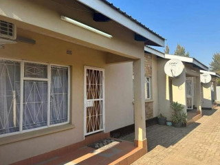 Neat and Spacious 2 Bedroom Flats for Sale in PHI, Lusaka