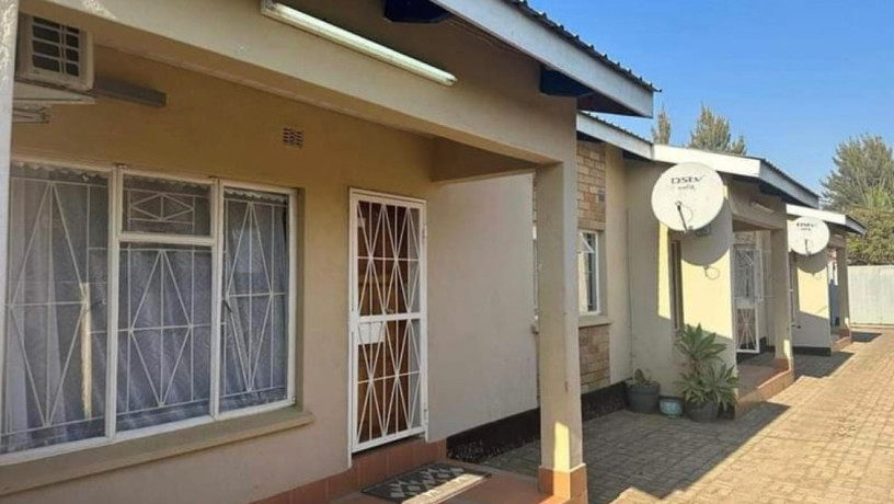 neat-and-spacious-2-bedroom-flats-for-sale-in-phi-lusaka-big-0