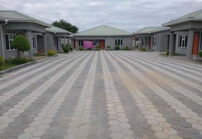 3-bedroom-flat-for-rent-in-meanwood-big-0